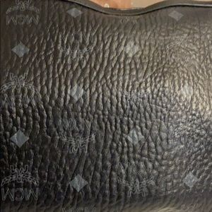 Meet your Posher, Cherry